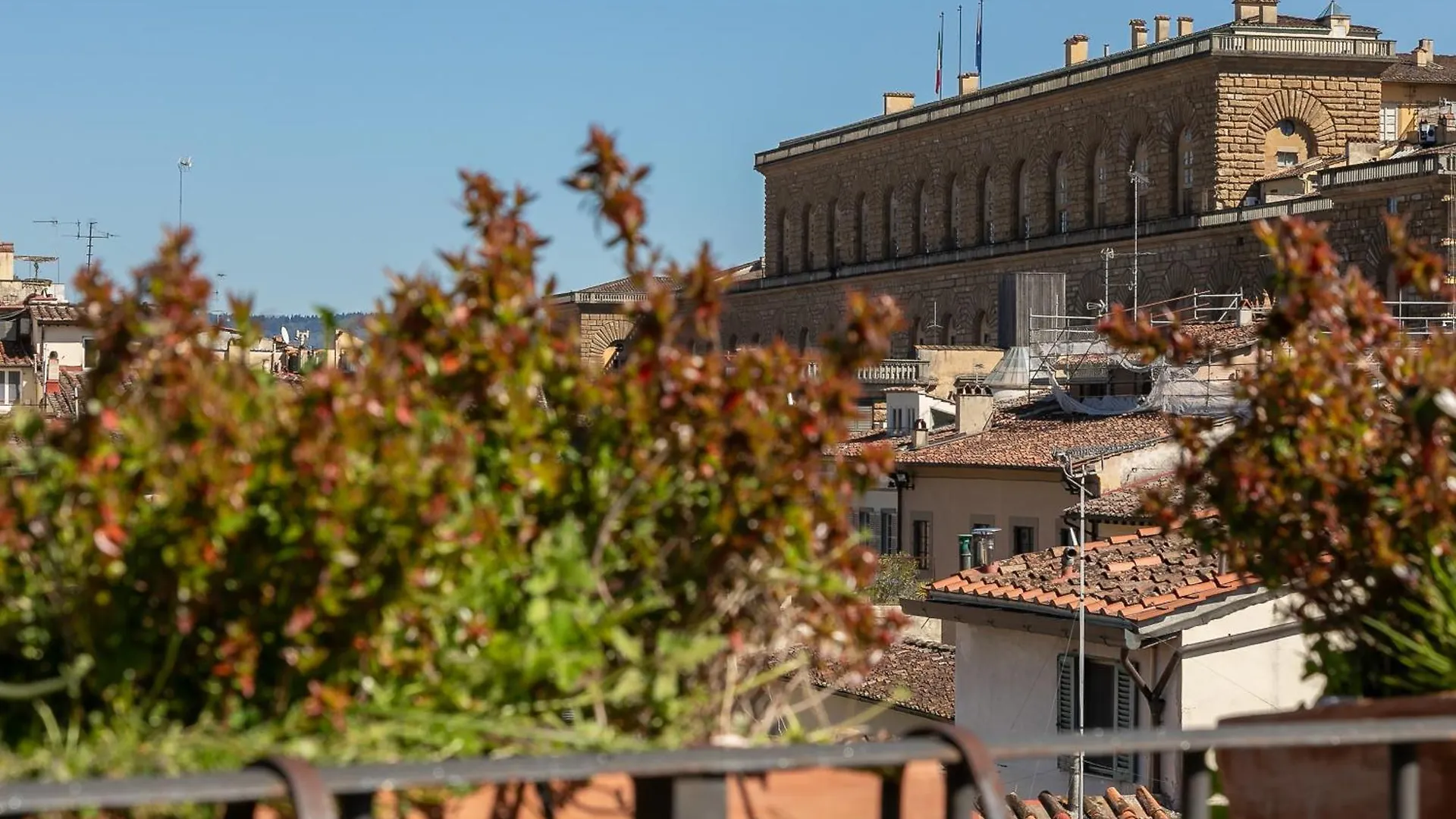 Borgo Tegolaio Terrace Apartment Florence