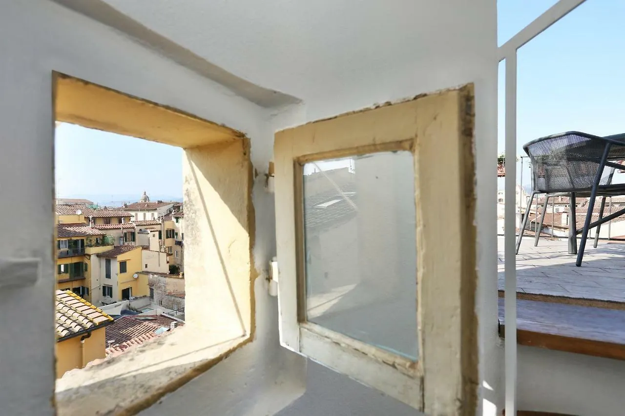 Borgo Tegolaio Terrace Apartment Florence